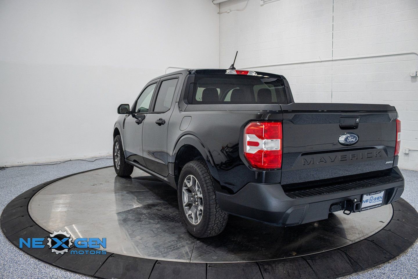 Used 2024 Ford Maverick XLT w/ Equipment Group 300A Standard AWD/4WD image 5