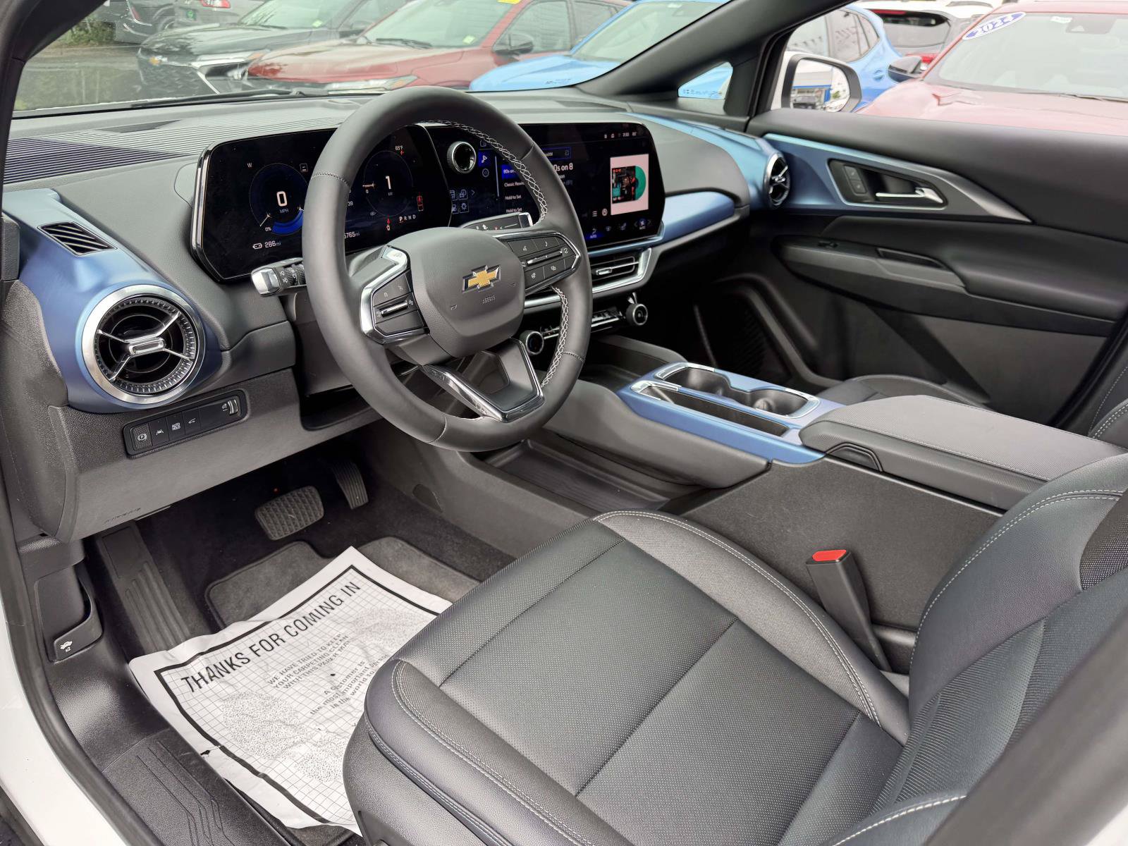 Used 2025 Chevrolet Equinox EV LT w/ Convenience Package FWD image 12