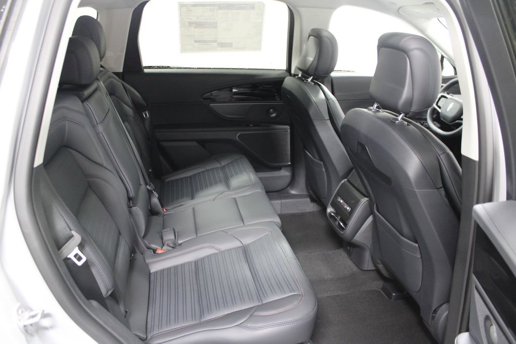 New 2026 Lincoln Nautilus Reserve w/ Jet Appearance Package image 31