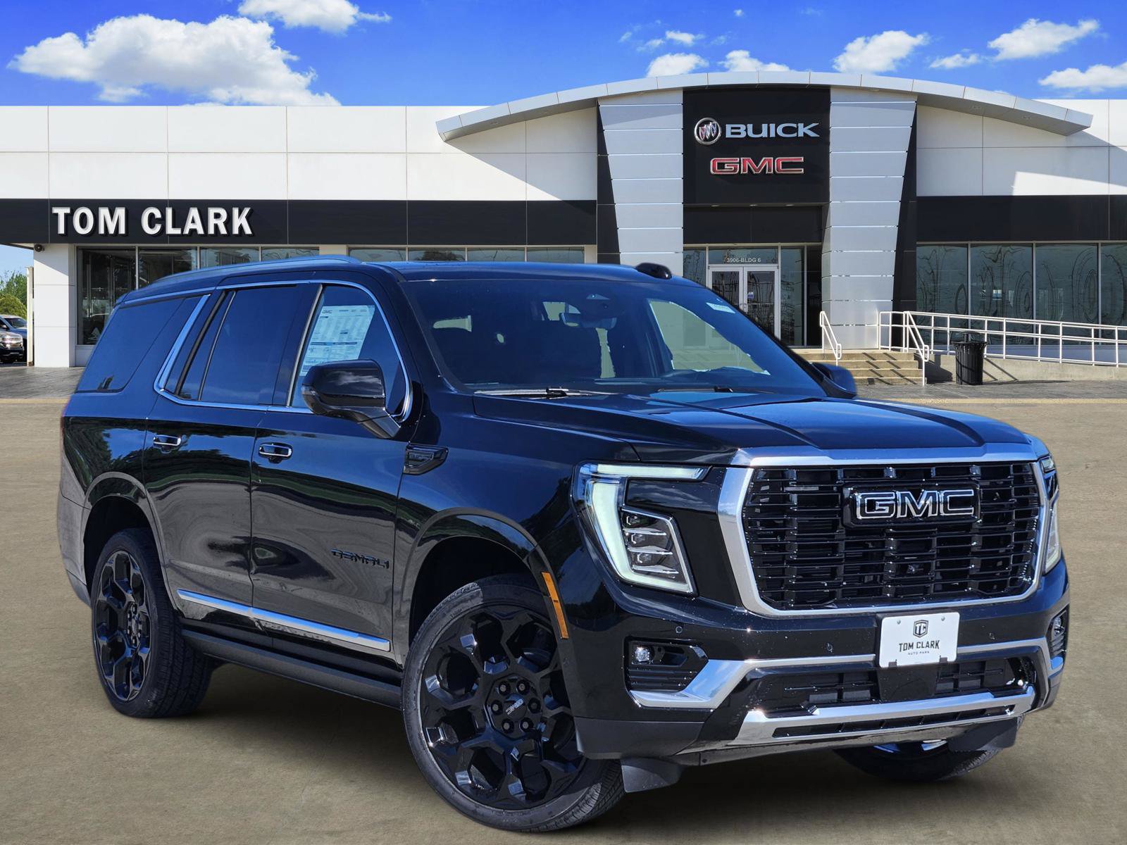 New 2026 GMC Yukon Denali w/ Denali Reserve Package
