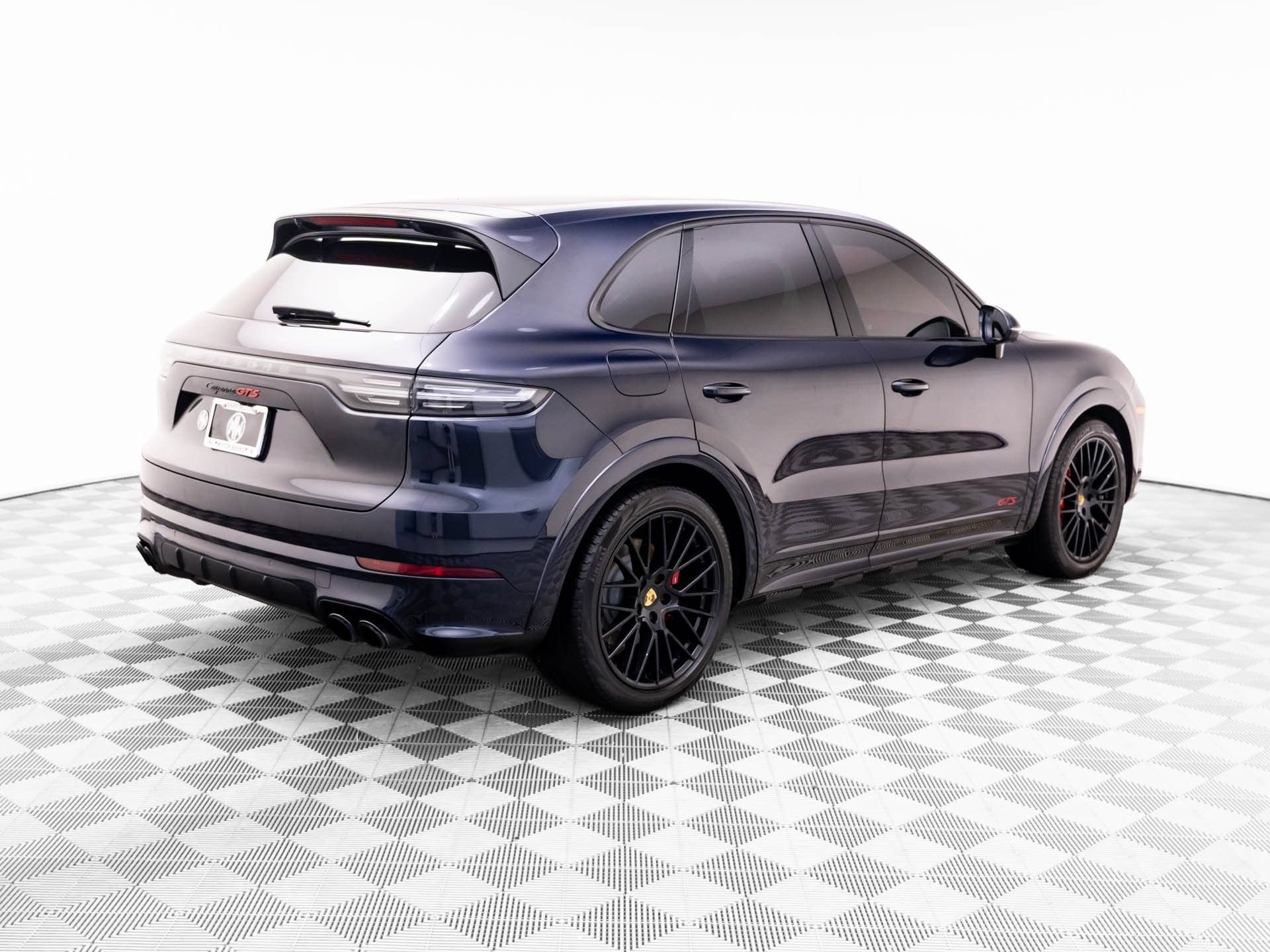 Used 2021 Porsche Cayenne GTS AWD/4WD image 8