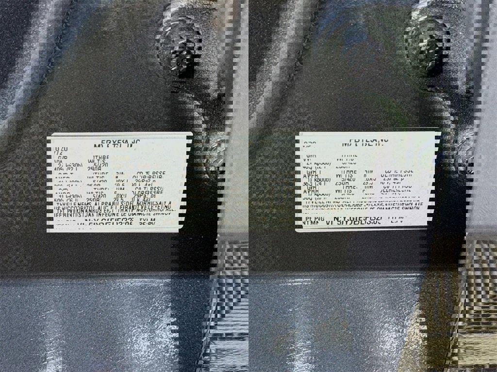 Used 2020 Tesla Model Y Long Range image 11