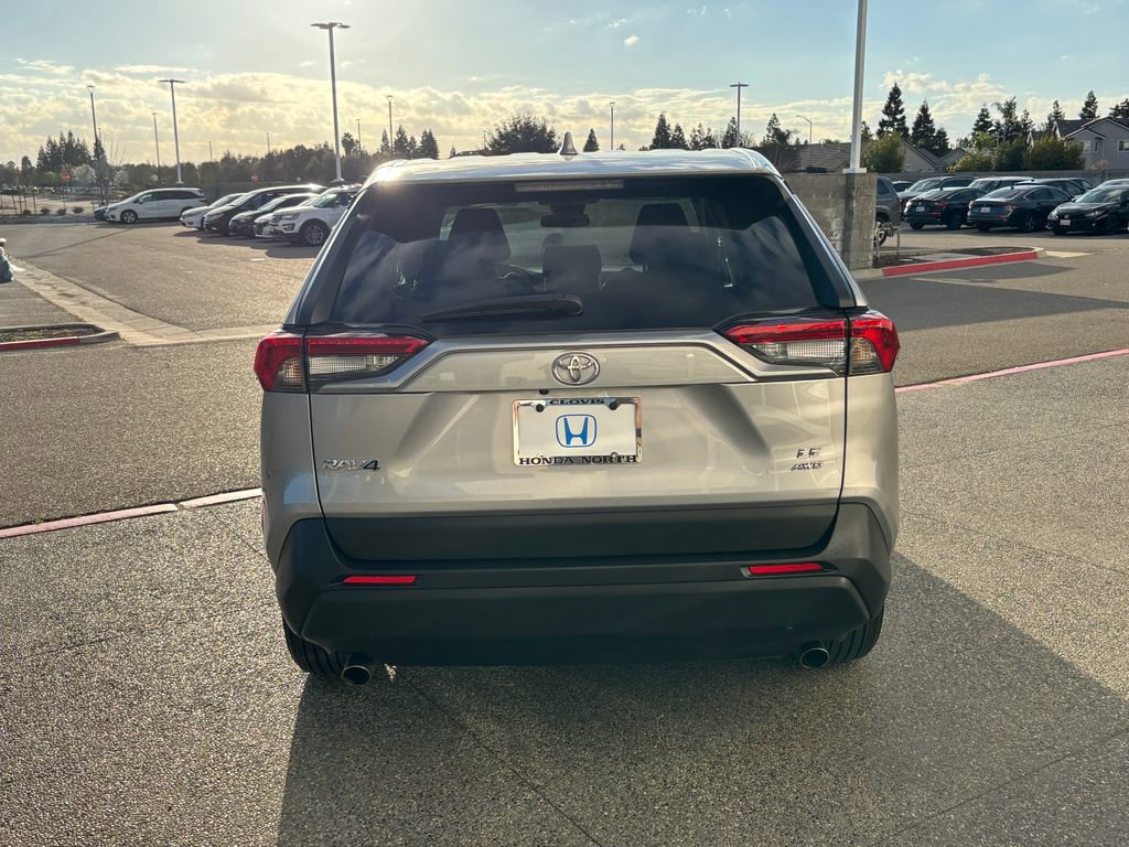 Used 2024 Toyota RAV4 LE image 6