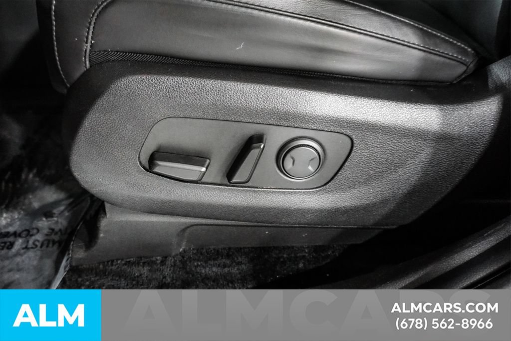 Used 2024 Kia Carnival LX FWD image 28
