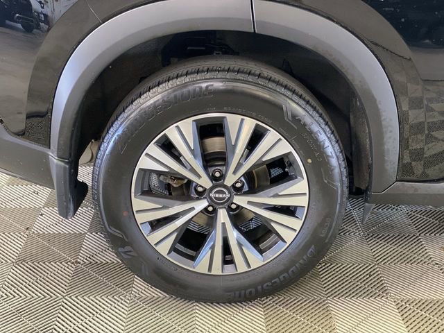 Used 2023 Nissan Rogue SV AWD/4WD image 37