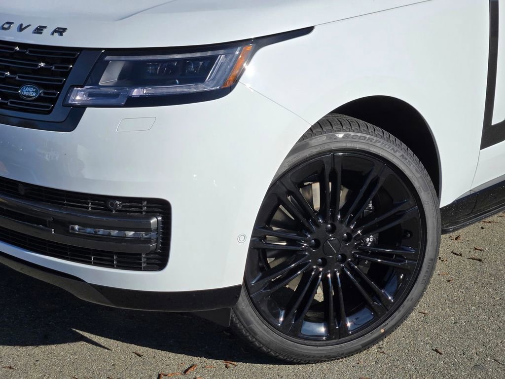 New 2026 Land Rover Range Rover SE image 6
