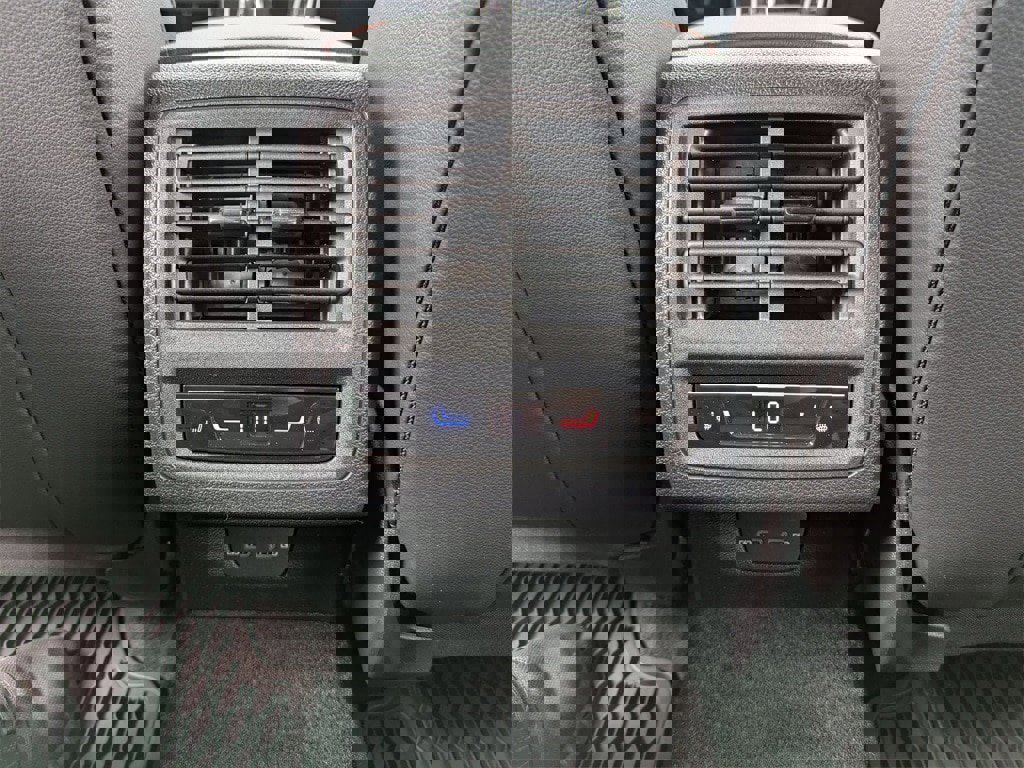 New 2025 Volkswagen GTI Autobahn image 33