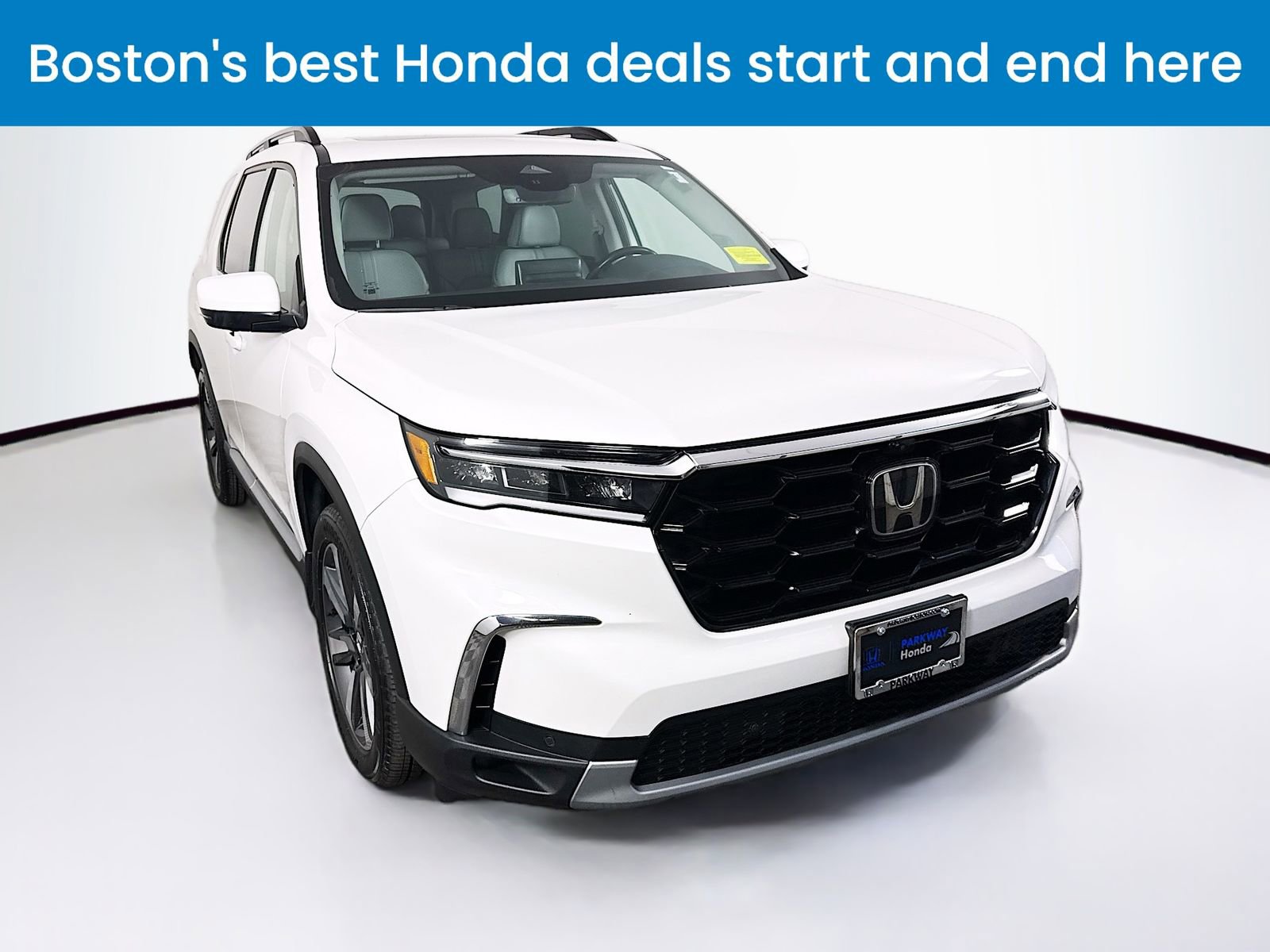 Used 2023 Honda Pilot Elite image 1