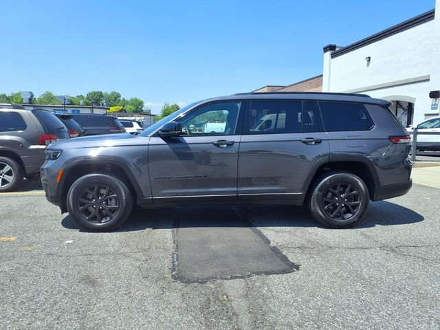Certified 2025 Jeep Grand Cherokee L Laredo AWD/4WD image 6