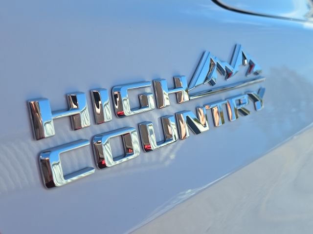 Used 2023 Chevrolet Tahoe High Country w/ Premium Package AWD/4WD image 9
