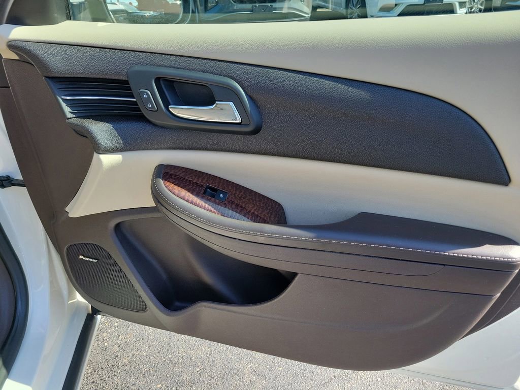 Used 2013 Chevrolet Malibu LT FWD image 34