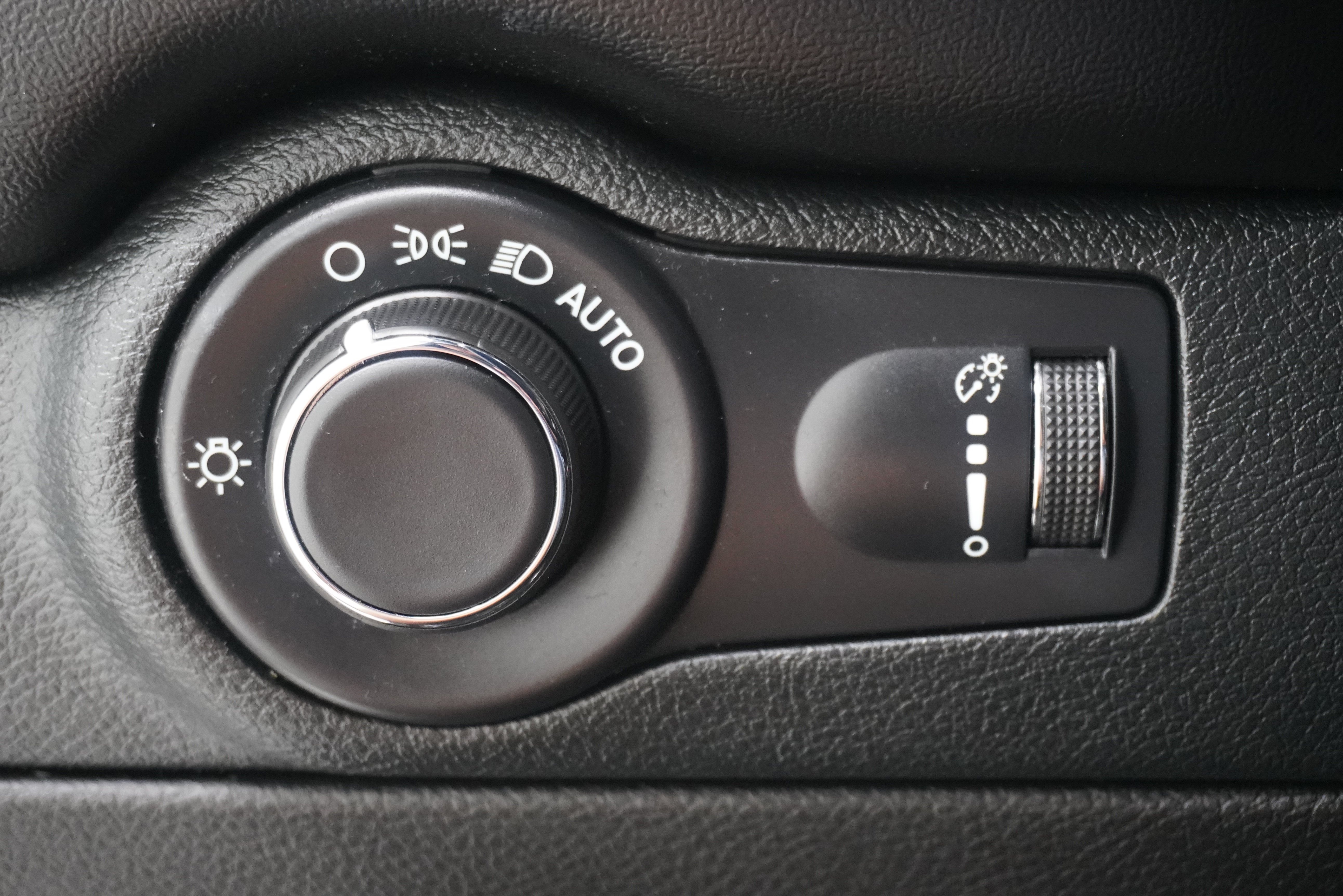 Used 2023 Dodge Durango GT RWD image 26