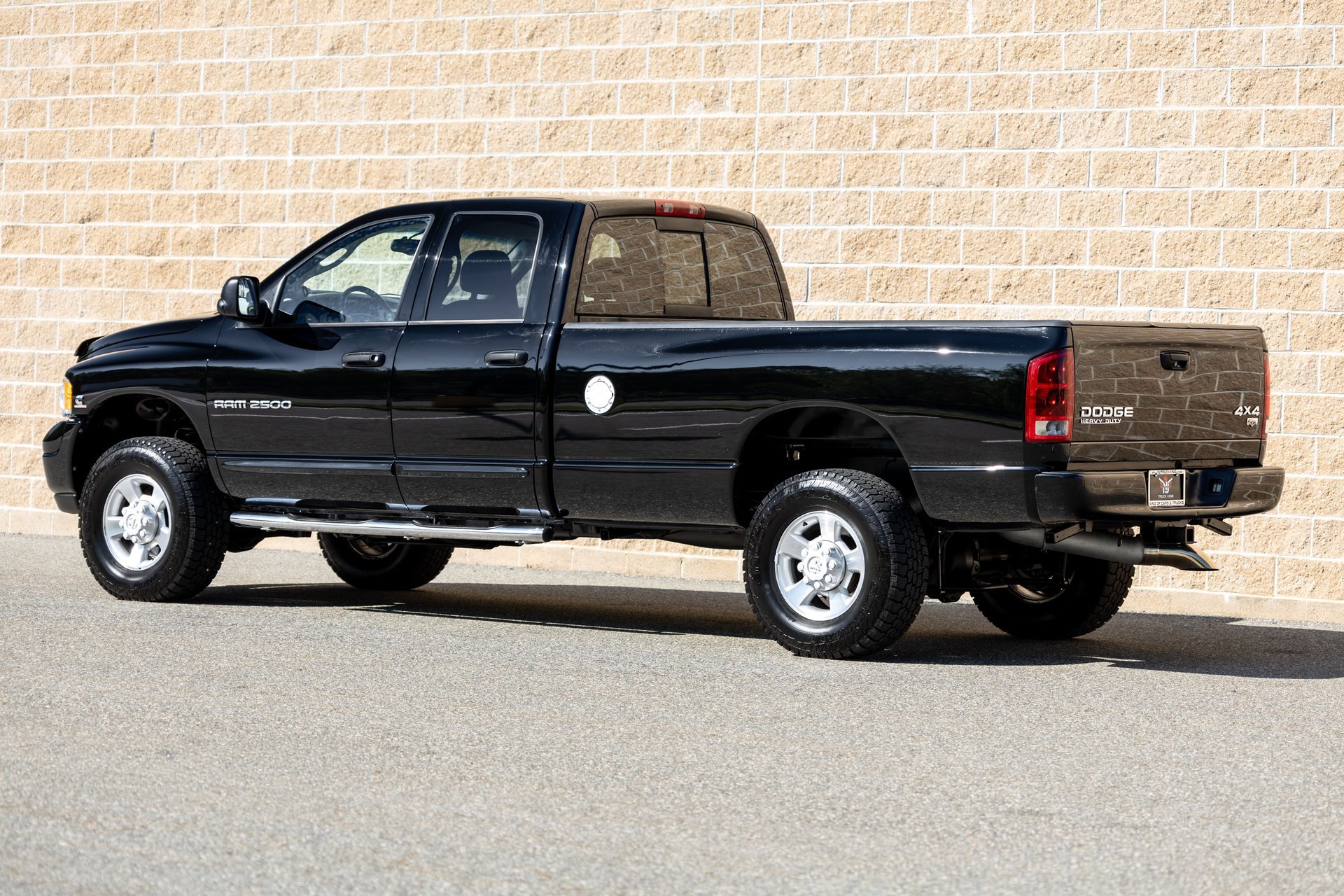 Used 2004 Dodge Ram 2500 Truck SLT w/ Sport Appearance Group AWD/4WD image 11