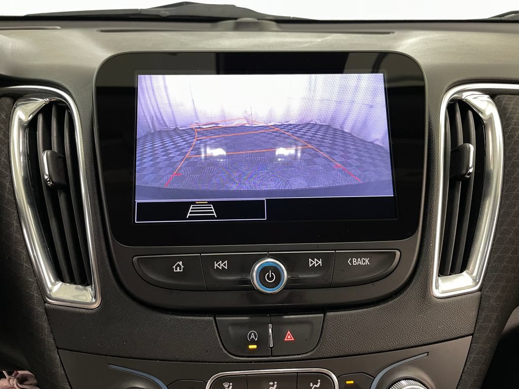 Certified 2021 Chevrolet Malibu LT FWD image 25
