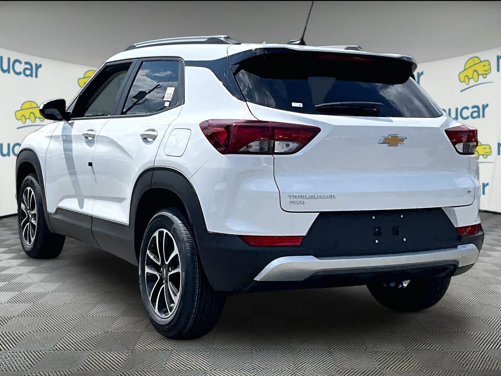 New 2026 Chevrolet TrailBlazer LT w/ Convenience Package AWD/4WD image 5