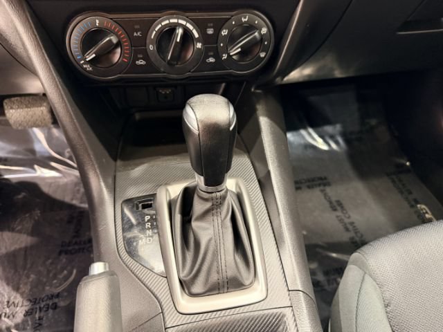 Used 2015 MAZDA MAZDA3 i SV FWD image 19