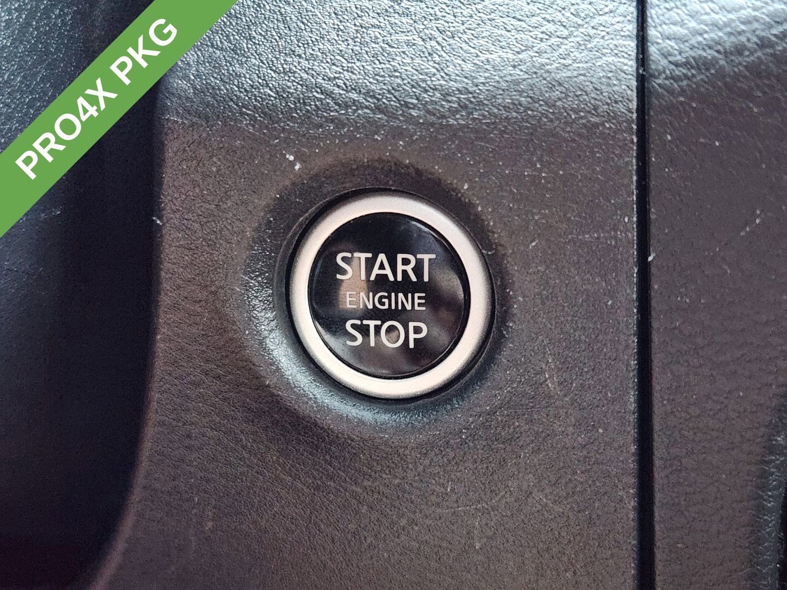 Used 2024 Nissan Frontier PRO-4X w/ Off-Road Protection Package image 23