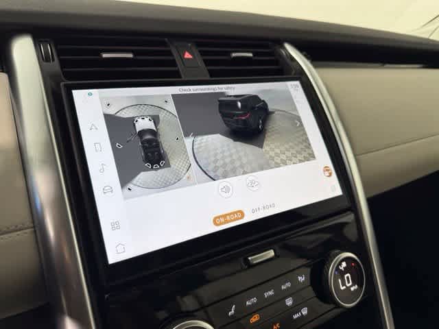 New 2026 Land Rover Discovery S AWD/4WD image 19