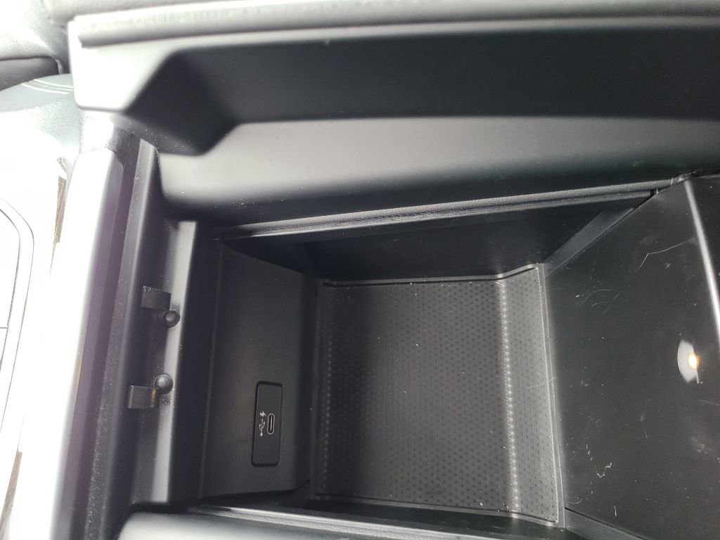 Used 2020 BMW X5 xDrive40i w/ Convenience Package image 42