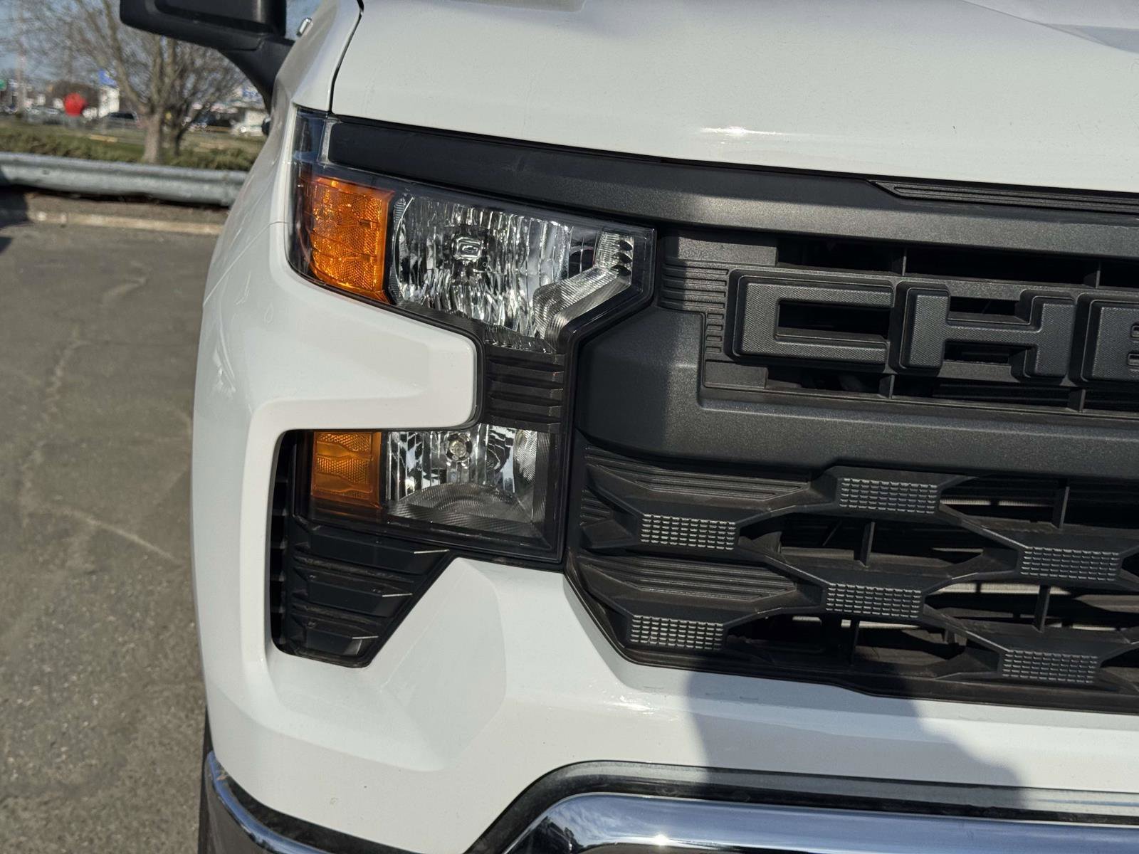 Used 2025 Chevrolet Silverado 1500 W/T image 7