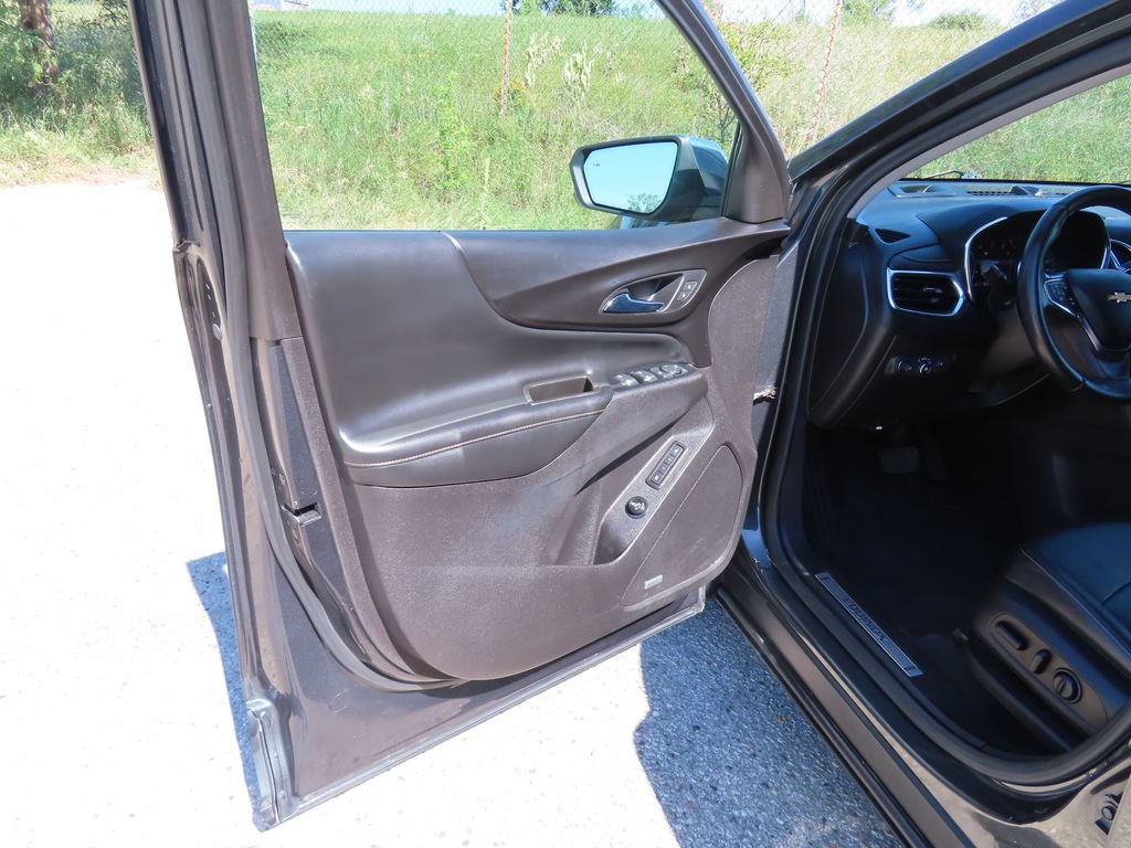 Used 2019 Chevrolet Equinox Premier FWD image 28