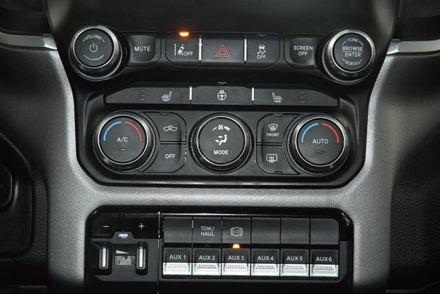 Used 2024 RAM 4500 SLT w/ Quick Order Package 2YG SLT image 24