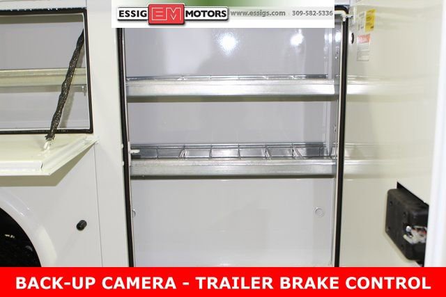 New 2024 RAM 2500 Tradesman w/ Chrome Appearance Group image 43