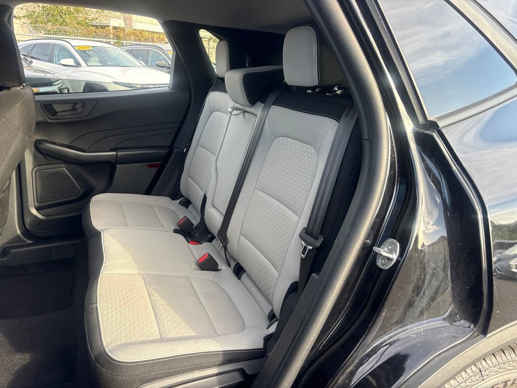 Used 2025 Ford Escape Active FWD image 11