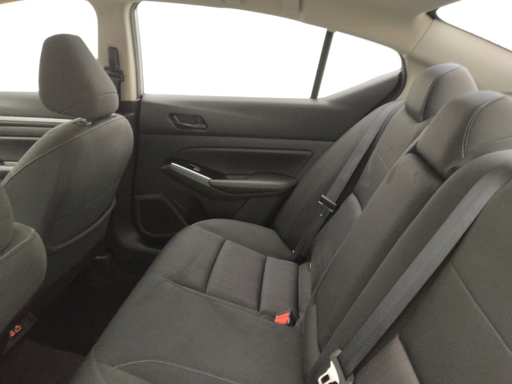 Used 2023 Nissan Altima 2.5 SV image 18