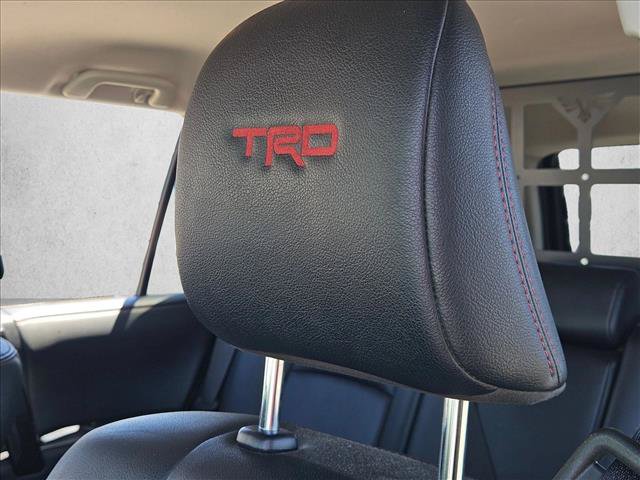 Used 2021 Toyota 4Runner TRD Off-Road Premium AWD/4WD image 10
