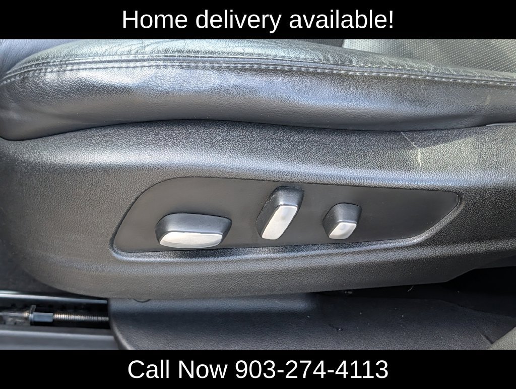 Used 2017 Cadillac XT5 Luxury w/ Driver Awareness Package FWD image 25