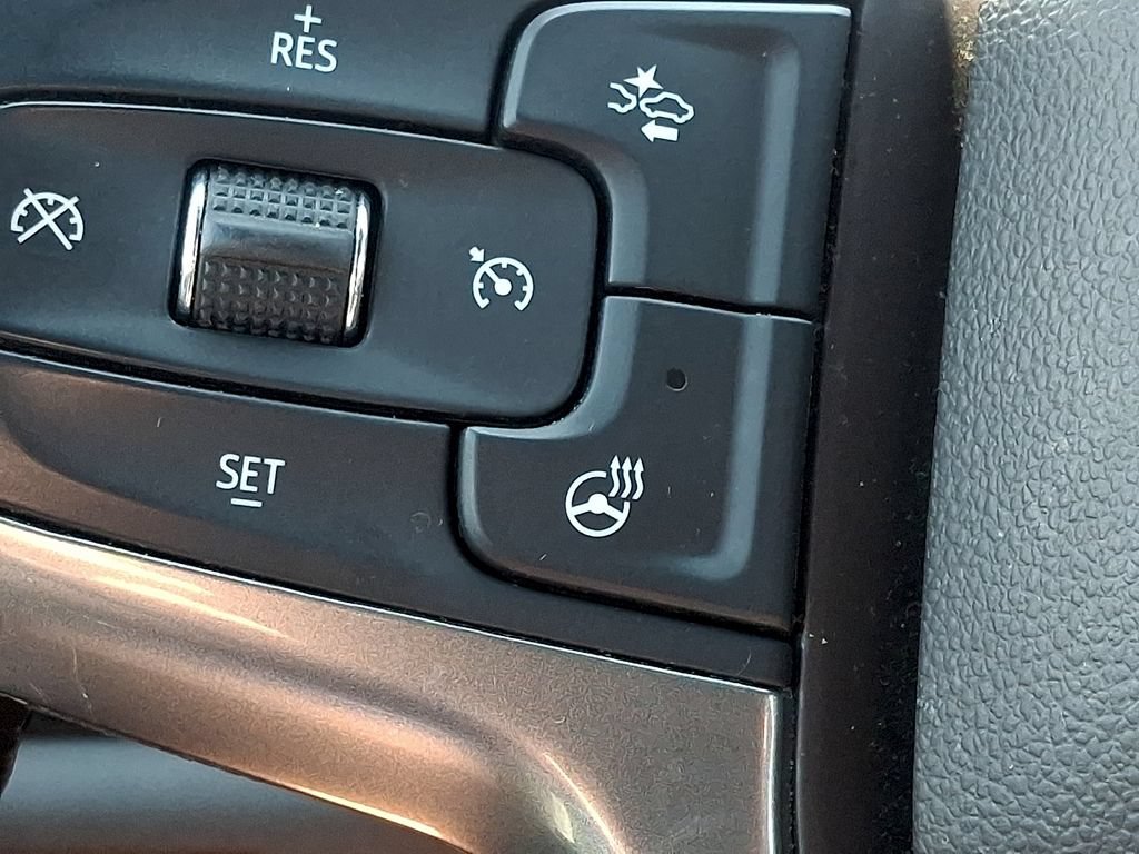 Used 2025 Chevrolet Silverado 1500 LT RWD image 26