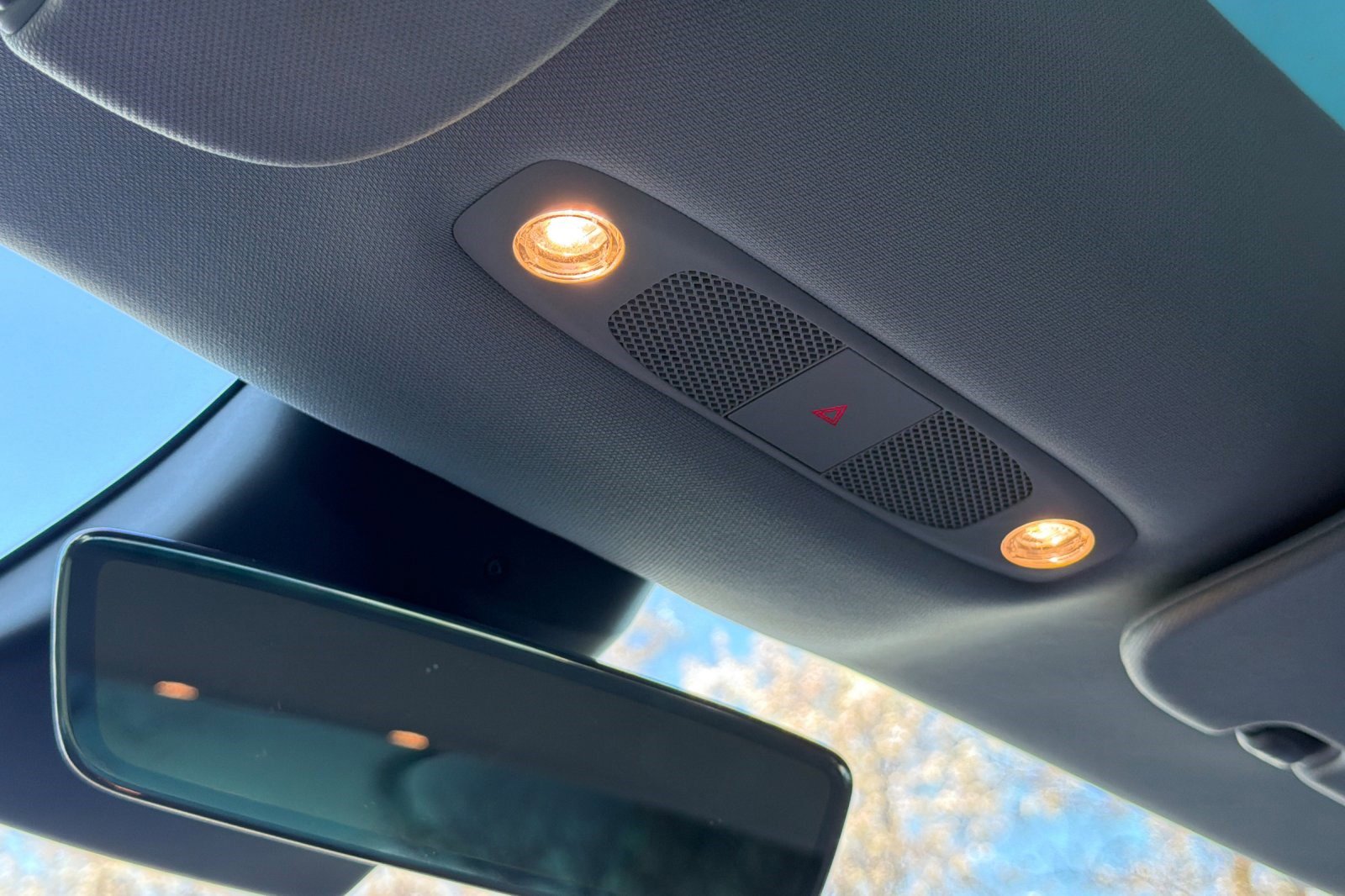 Used 2018 Tesla Model 3 Long Range image 22