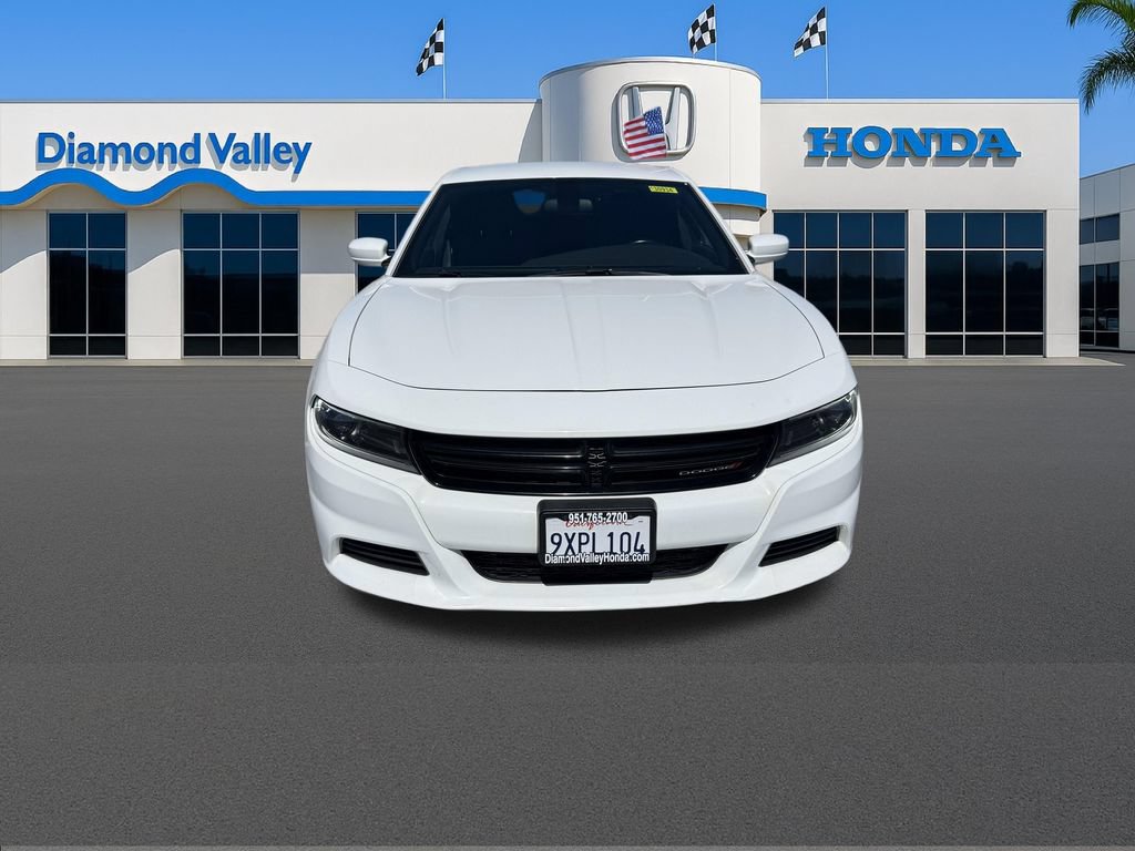 Used 2022 Dodge Charger SXT RWD image 2