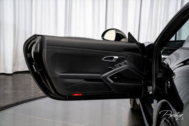 Used 2019 Porsche 911 Carrera RWD image 19