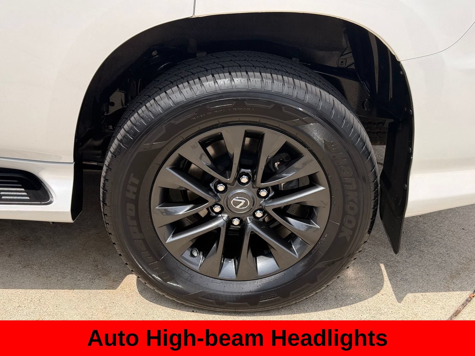 Used 2023 Lexus GX 460 Premium w/ Premium Package AWD/4WD image 16