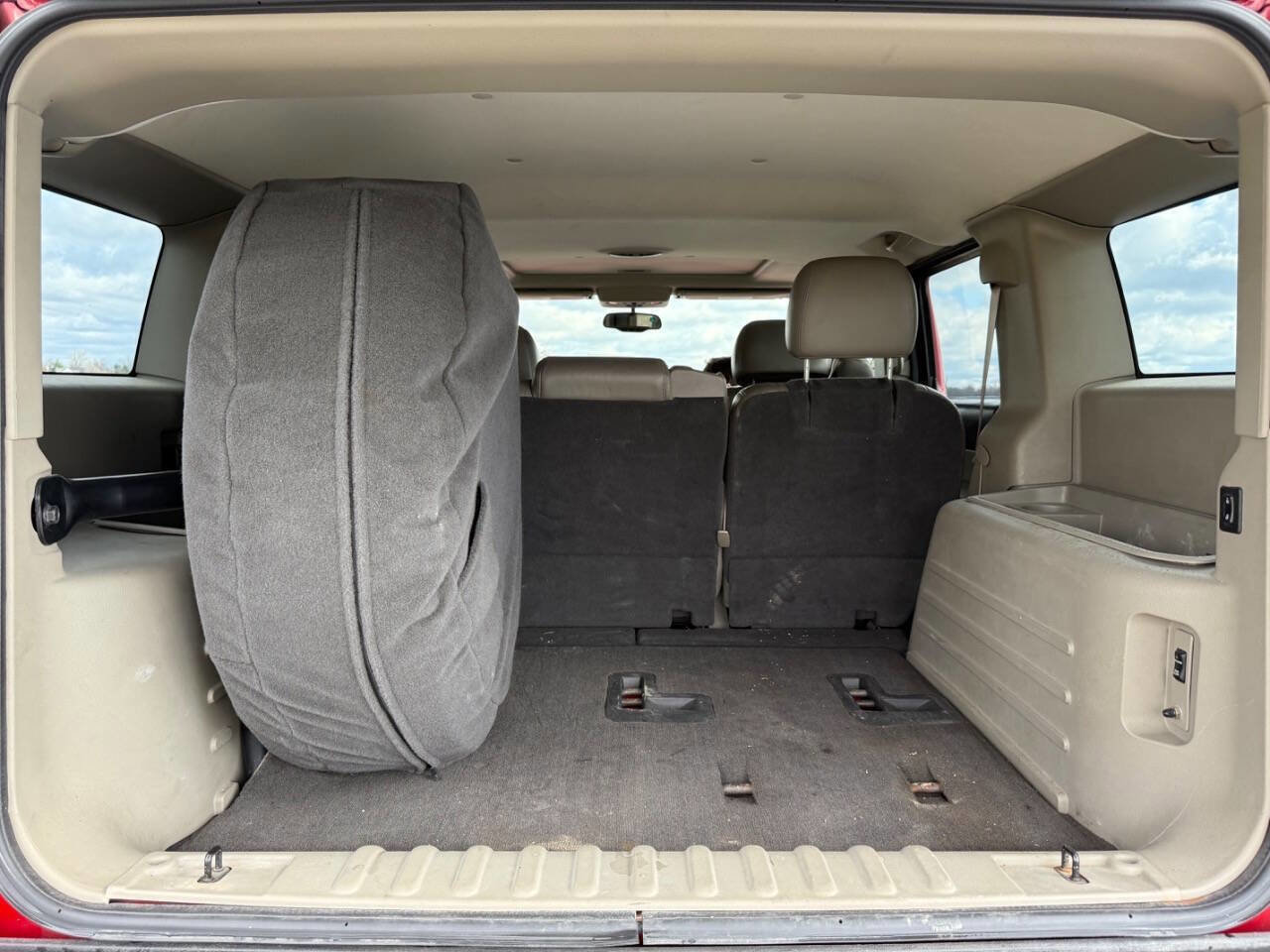 Used 2004 HUMMER H2 image 11