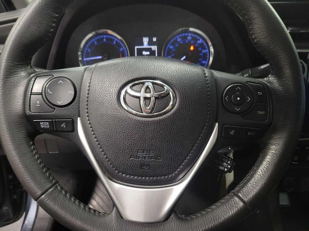 Used 2018 Toyota Corolla SE FWD image 22