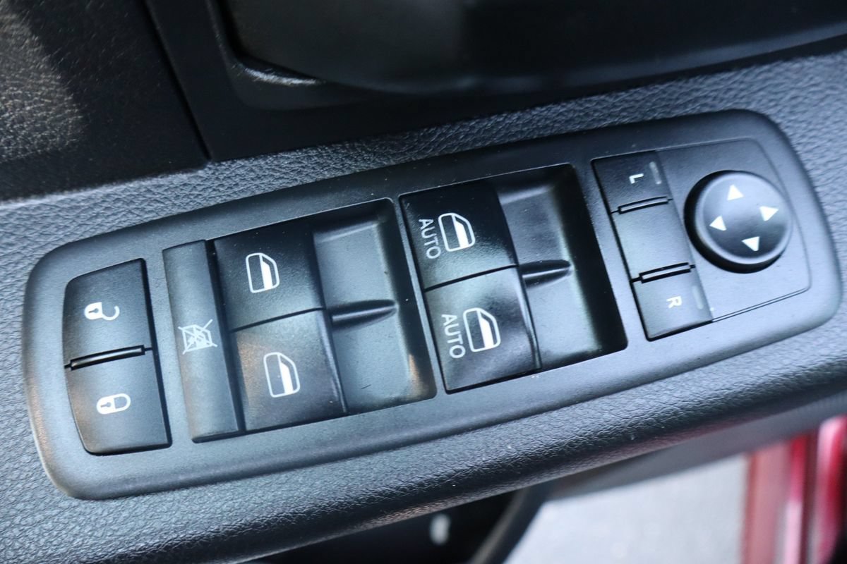 Used 2018 RAM 2500 Tradesman w/ Chrome Appearance Group AWD/4WD image 27
