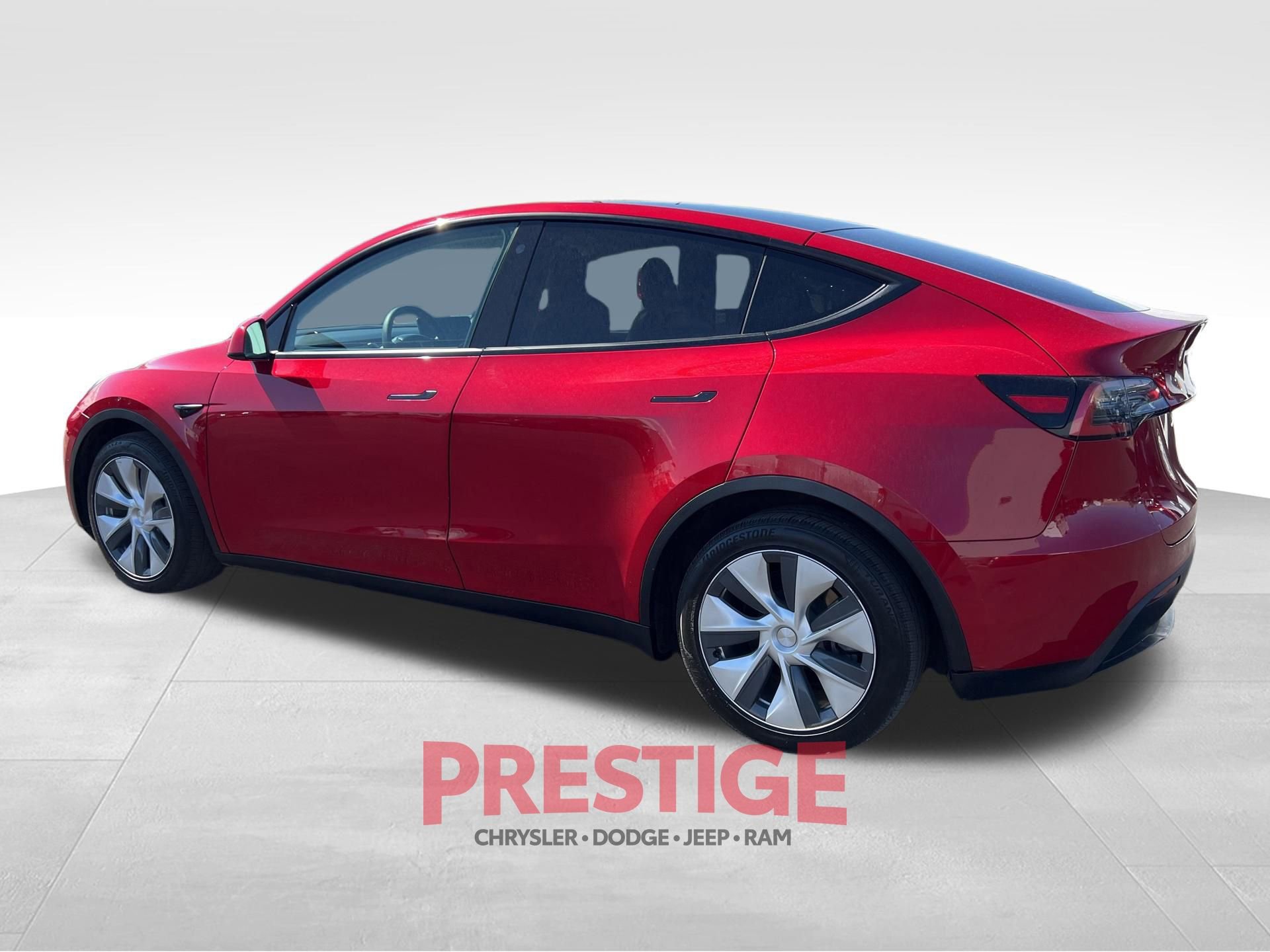 Used 2021 Tesla Model Y Long Range AWD/4WD image 7