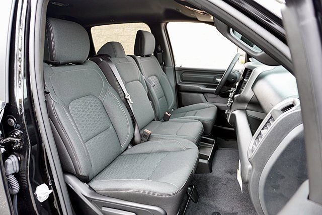 New 2026 RAM 1500 Classic Warlock image 16