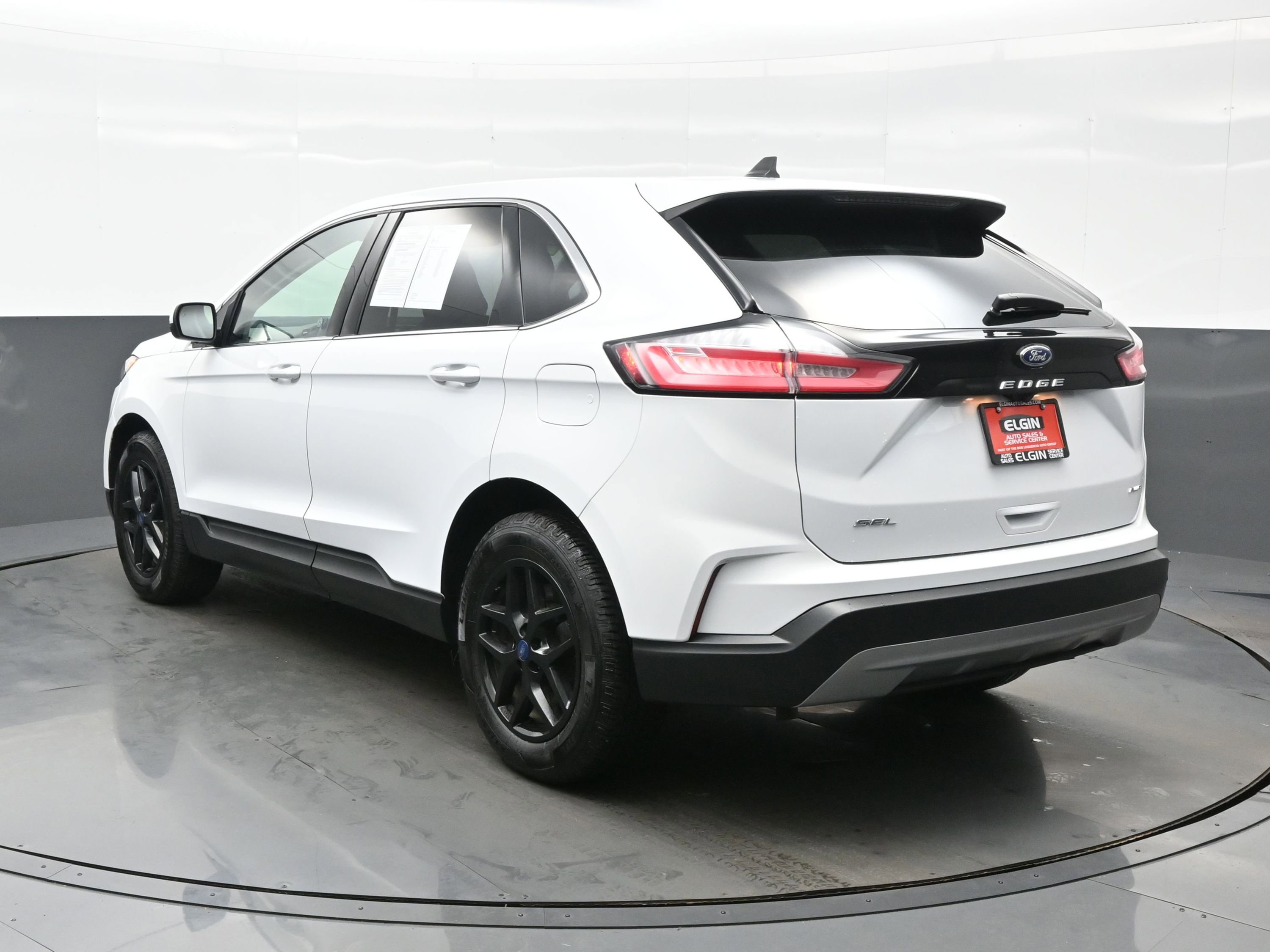 Used 2022 Ford Edge SEL image 4