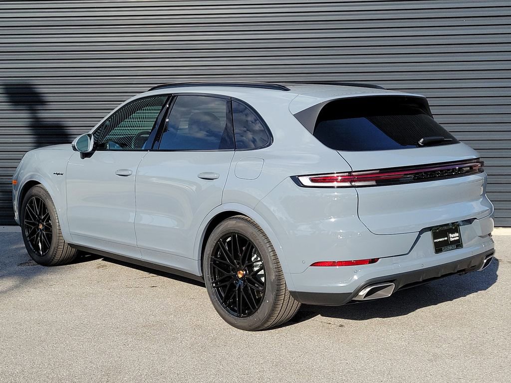 New 2026 Porsche Cayenne E-Hybrid AWD/4WD image 3