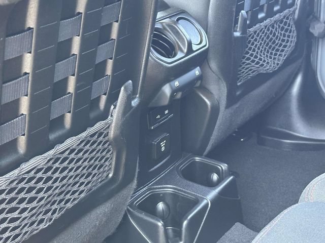 Used 2020 Jeep Wrangler Unlimited Rubicon AWD/4WD image 31
