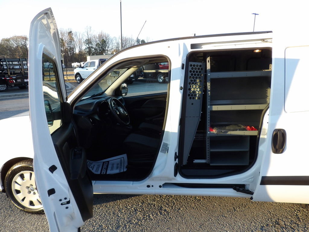 Used 2021 RAM ProMaster City Tradesman SLT FWD image 12