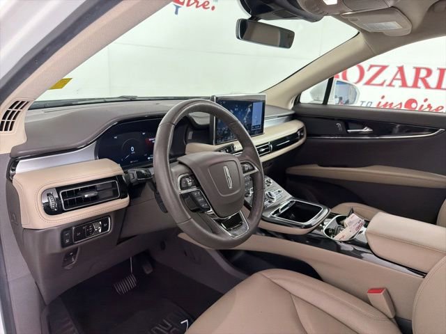 Certified 2022 Lincoln Nautilus FWD w/ Premium Package image 12