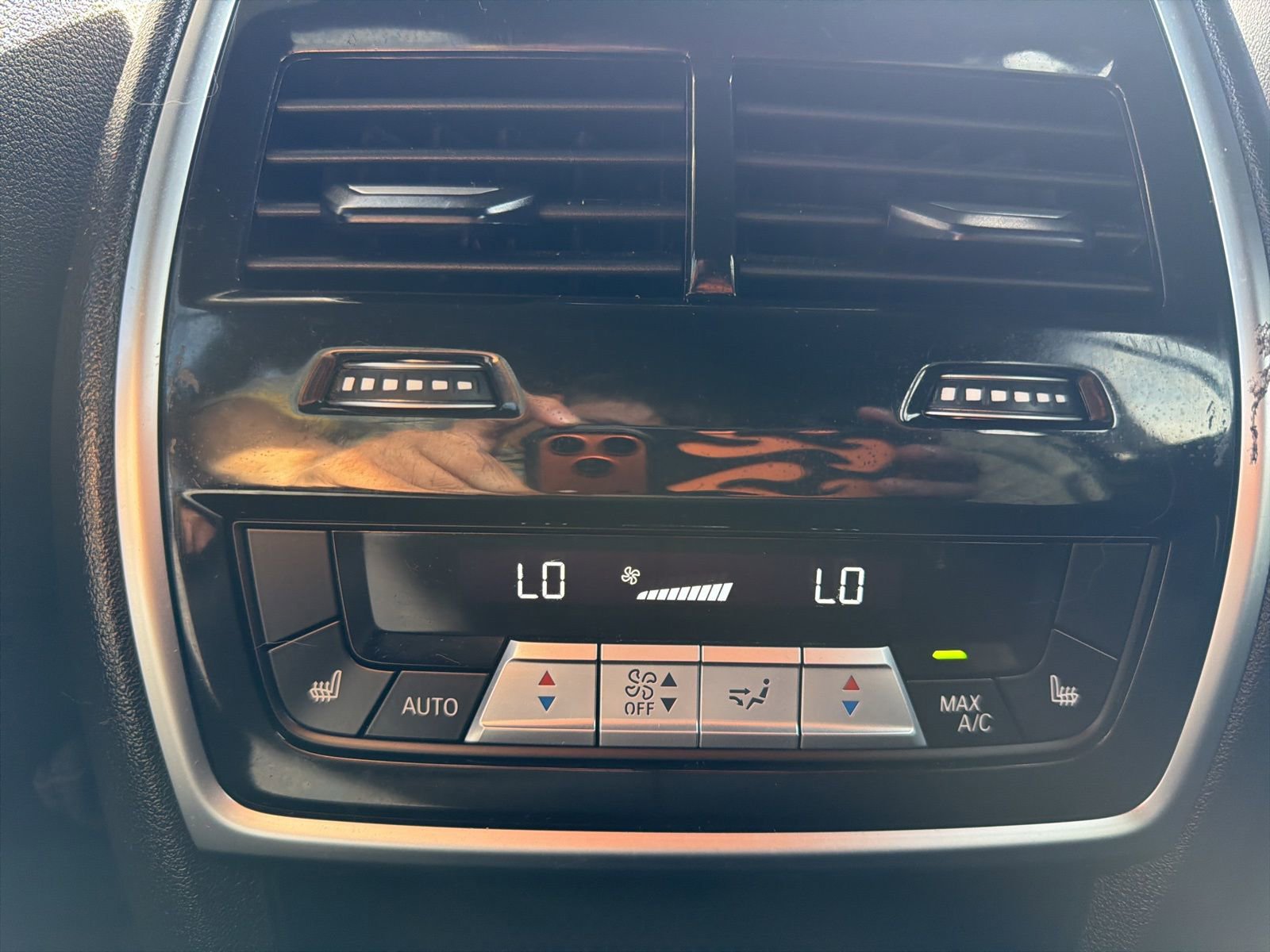 Used 2024 BMW X5 xDrive40i w/ Premium Package image 92