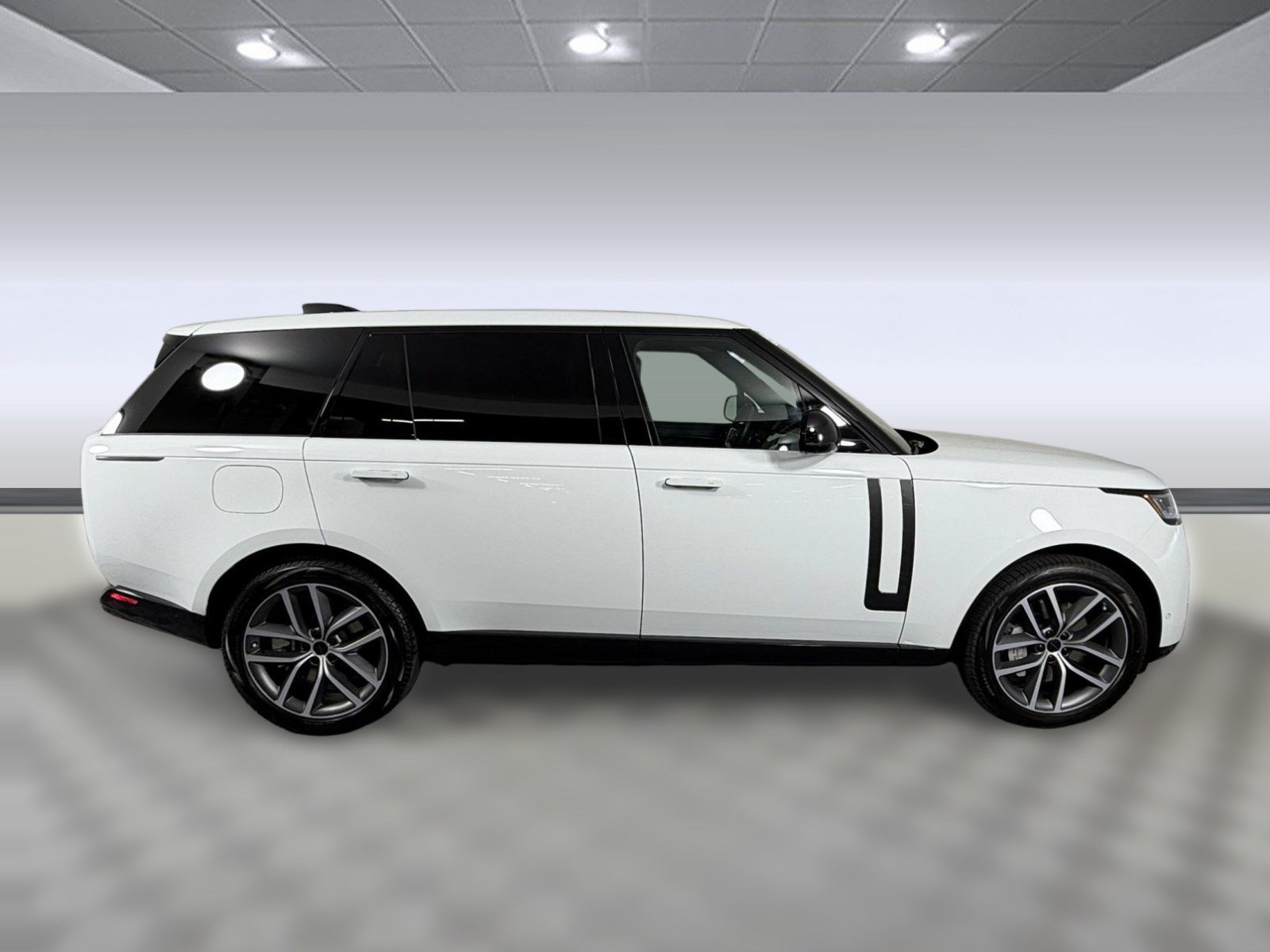 New 2026 Land Rover Range Rover Long Wheelbase SE AWD/4WD image 8