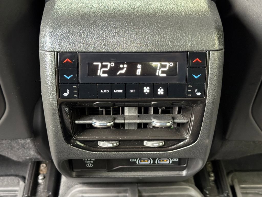 Used 2023 Jeep Grand Cherokee Overland w/ Luxury Tech Group IV image 13