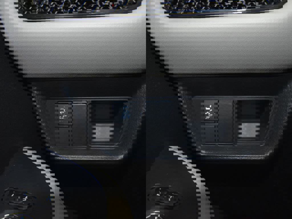 Used 2023 Honda HR-V EX-L image 17